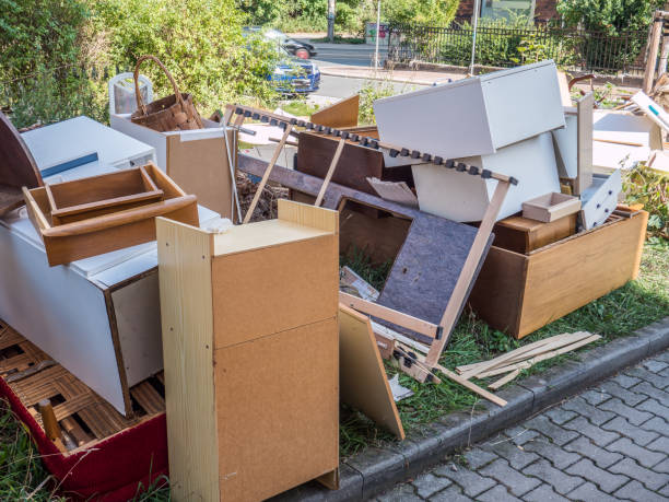 Best Dumpster Rental Services  in Saukville, WI